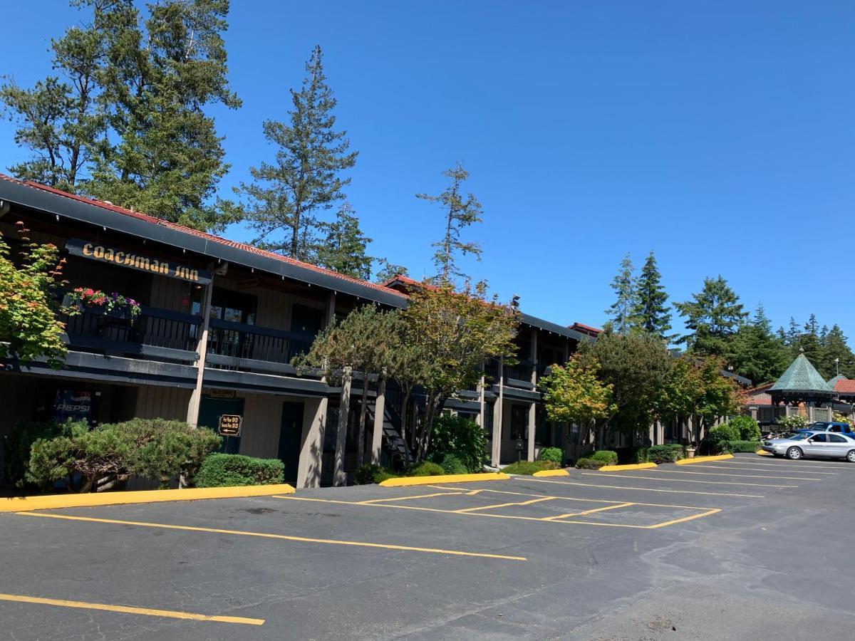 Coachman Inn Oak Harbor Exterior foto